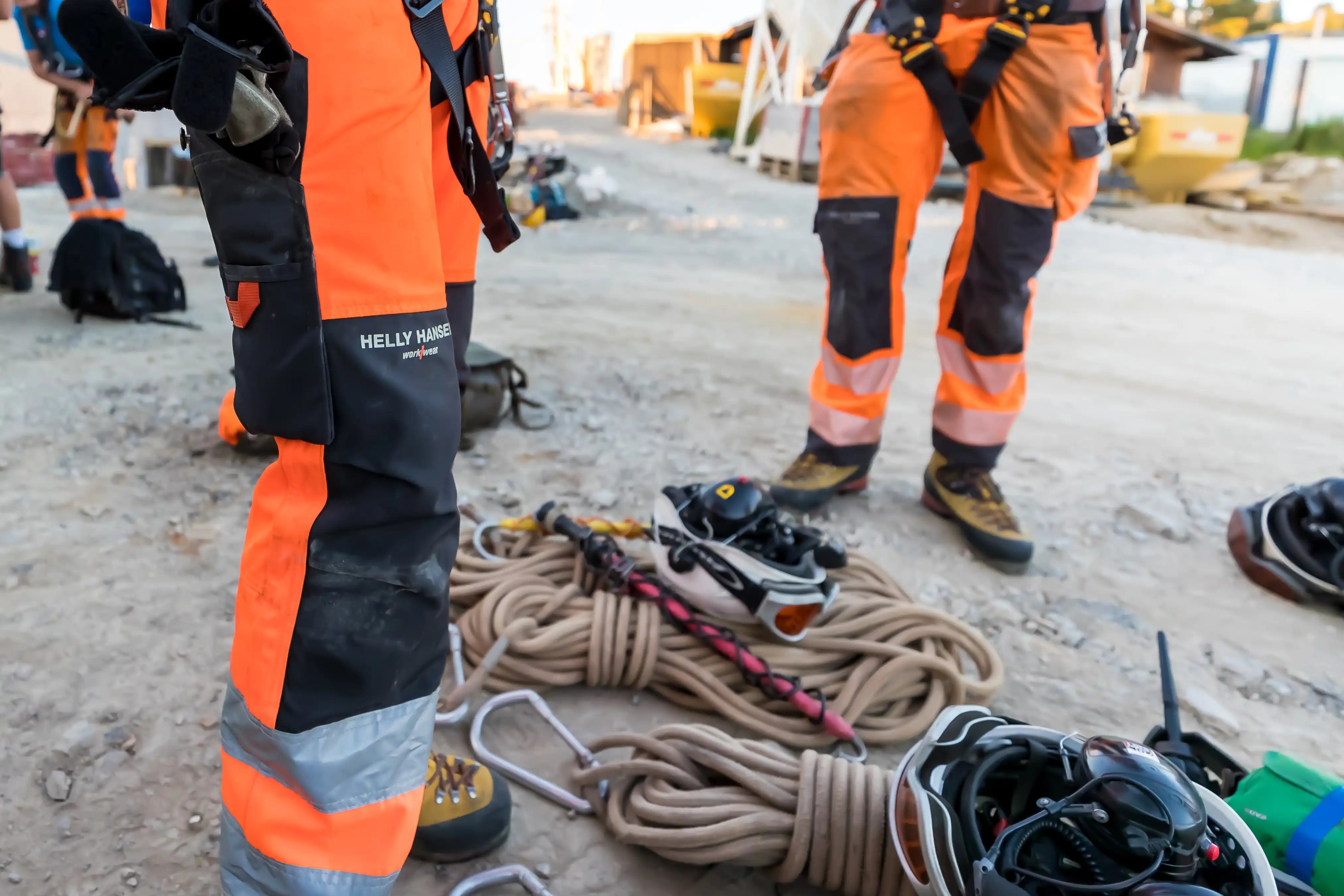 Helly Hansen Workwear | Alna Hi-Vis Collection